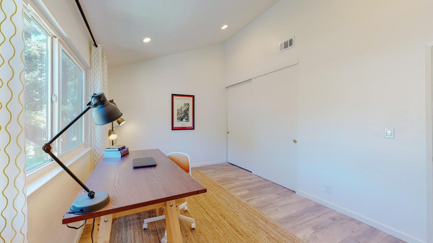 Detail Gallery Image 29 of 36 For 2 Morning Sun Ct, Mountain View,  CA 94043 - 2 Beds | 1/1 Baths