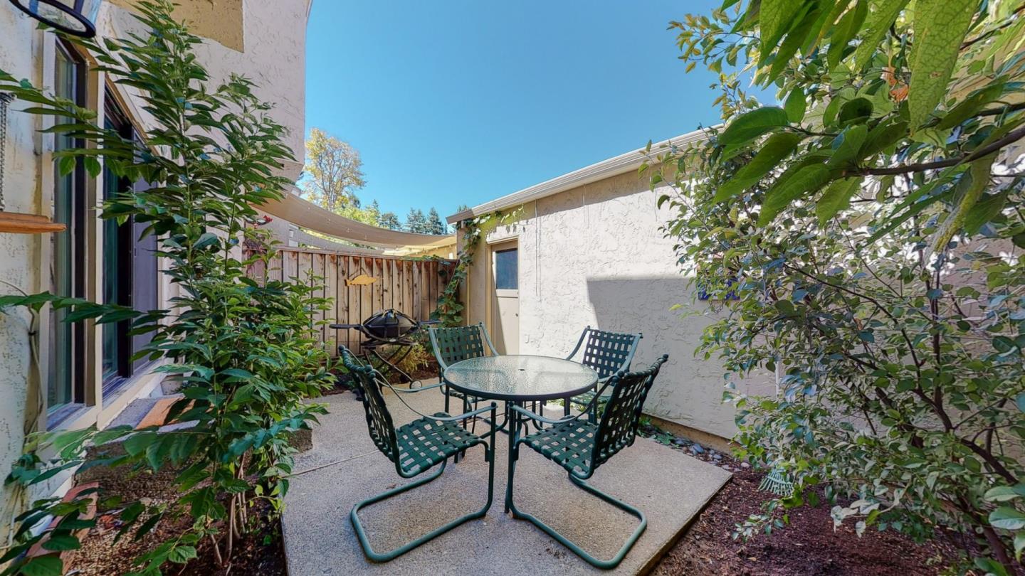 Detail Gallery Image 35 of 36 For 2 Morning Sun Ct, Mountain View,  CA 94043 - 2 Beds | 1/1 Baths