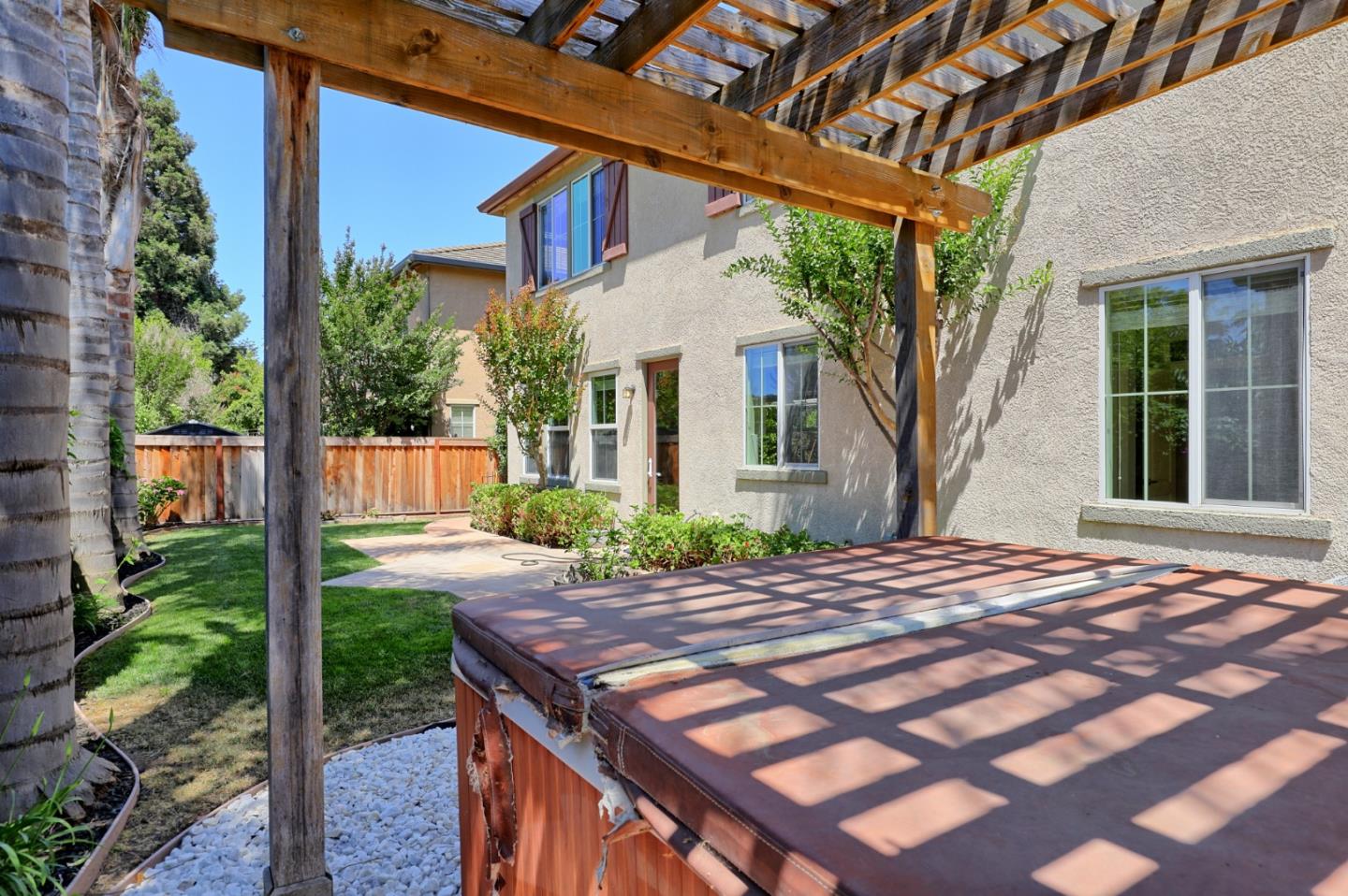 Detail Gallery Image 25 of 57 For 1250 Sunrise Dr, Gilroy,  CA 95020 - 5 Beds | 3 Baths