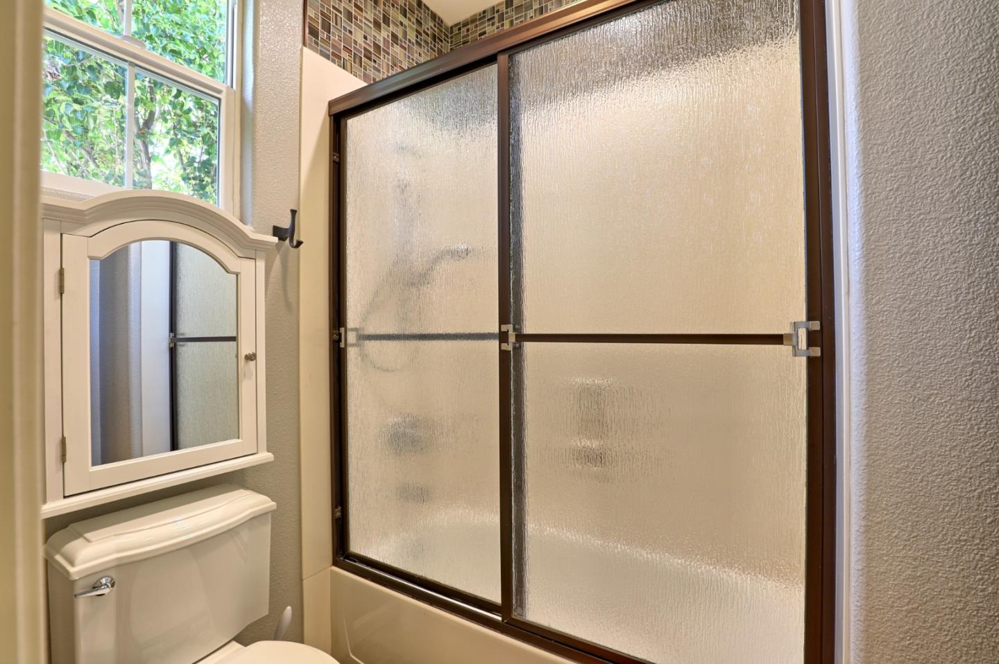 Detail Gallery Image 31 of 57 For 1250 Sunrise Dr, Gilroy,  CA 95020 - 5 Beds | 3 Baths