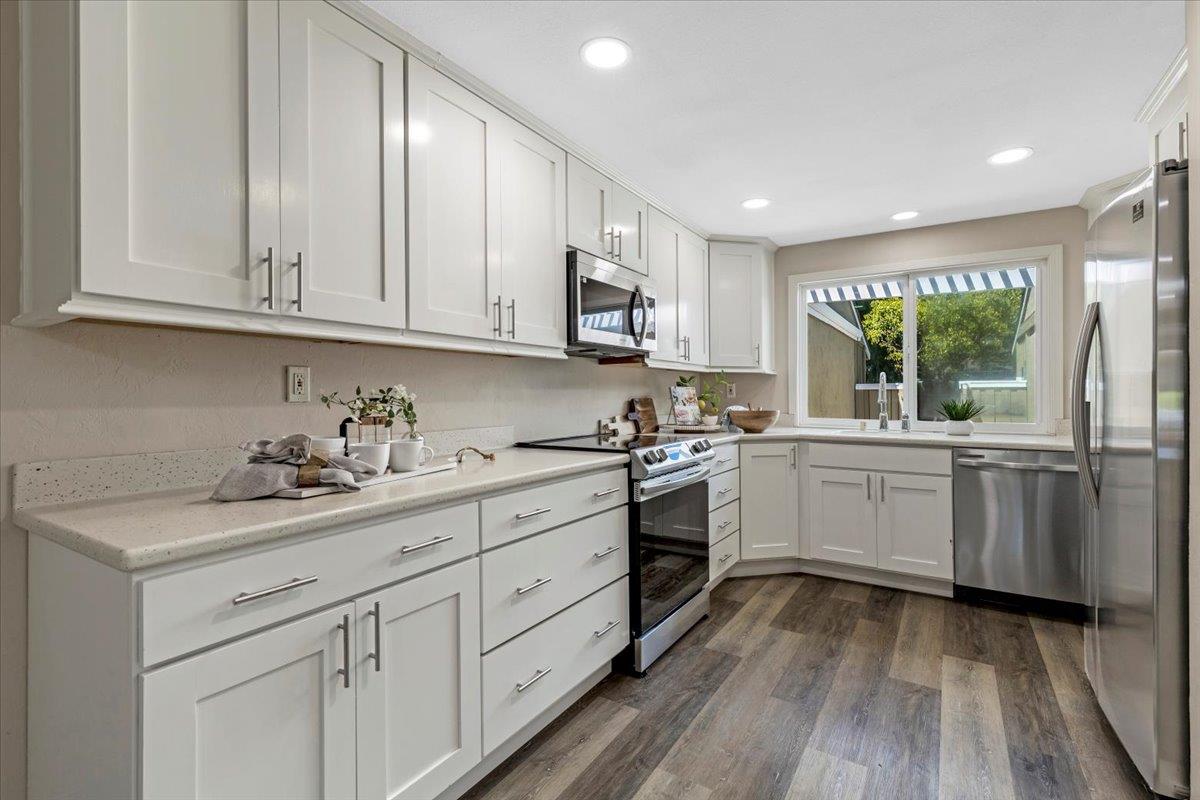 Detail Gallery Image 13 of 39 For 1108 Camber Tree Ct, San Jose,  CA 95120 - 3 Beds | 2 Baths