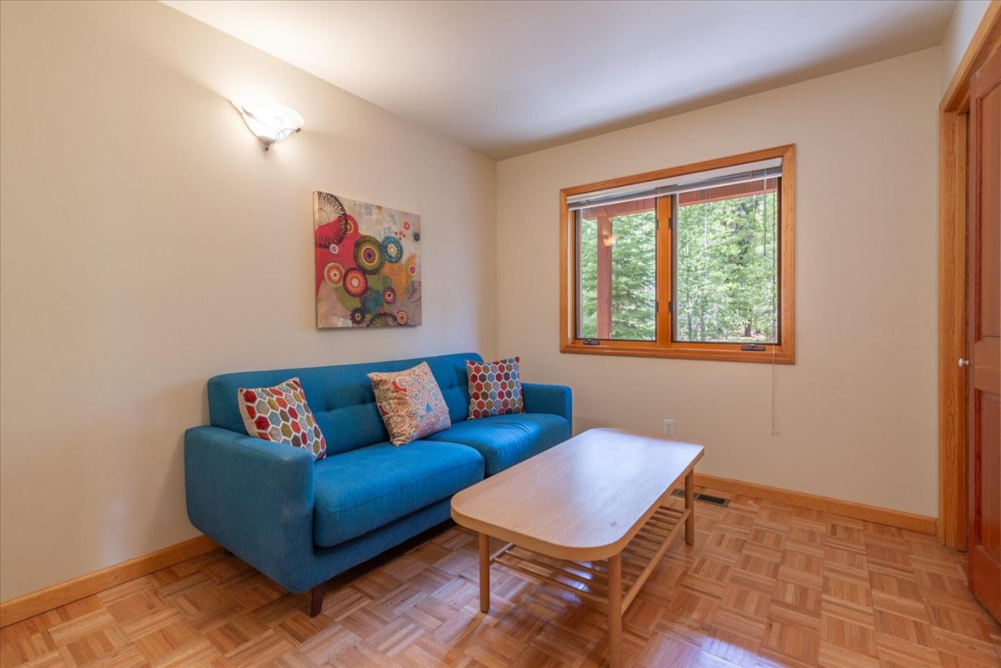 Detail Gallery Image 10 of 29 For 16900 Northwoods Blvd, Truckee,  CA 96161 - 4 Beds | 3 Baths