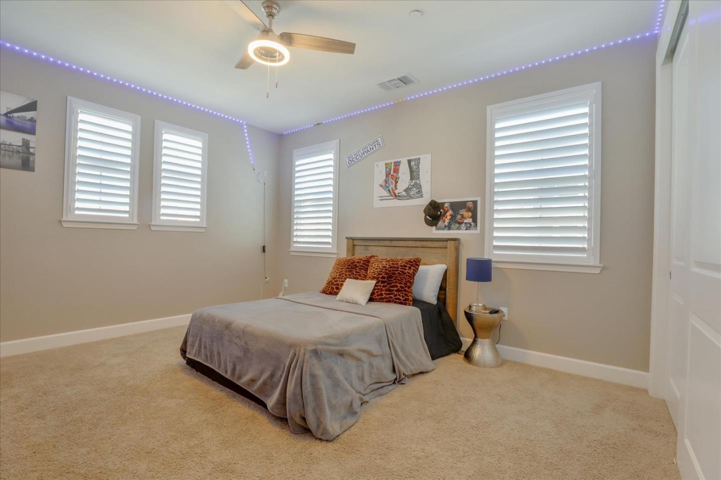 Detail Gallery Image 10 of 14 For 6062 Pipit Way, Gilroy,  CA 95020 - 4 Beds | 2/1 Baths