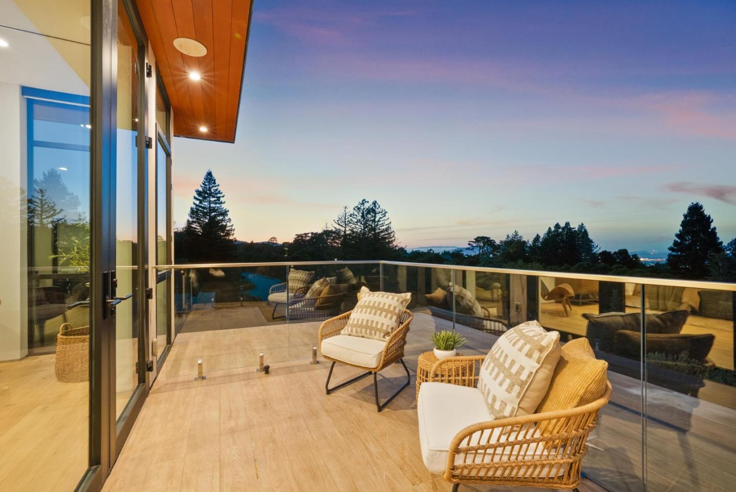 Detail Gallery Image 102 of 107 For 855 Darrell Rd, Hillsborough,  CA 94010 - 5 Beds | 5/1 Baths