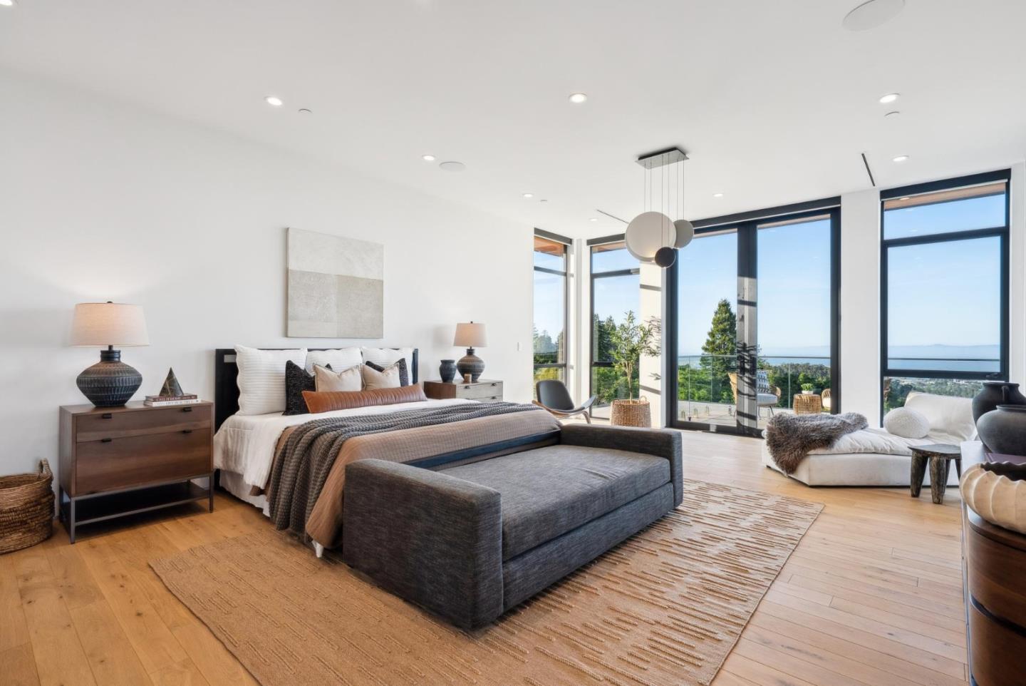 Detail Gallery Image 41 of 107 For 855 Darrell Rd, Hillsborough,  CA 94010 - 5 Beds | 5/1 Baths