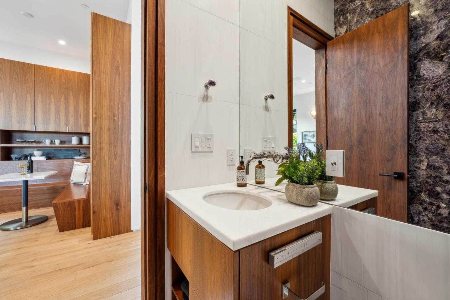 Detail Gallery Image 51 of 107 For 855 Darrell Rd, Hillsborough,  CA 94010 - 5 Beds | 5/1 Baths