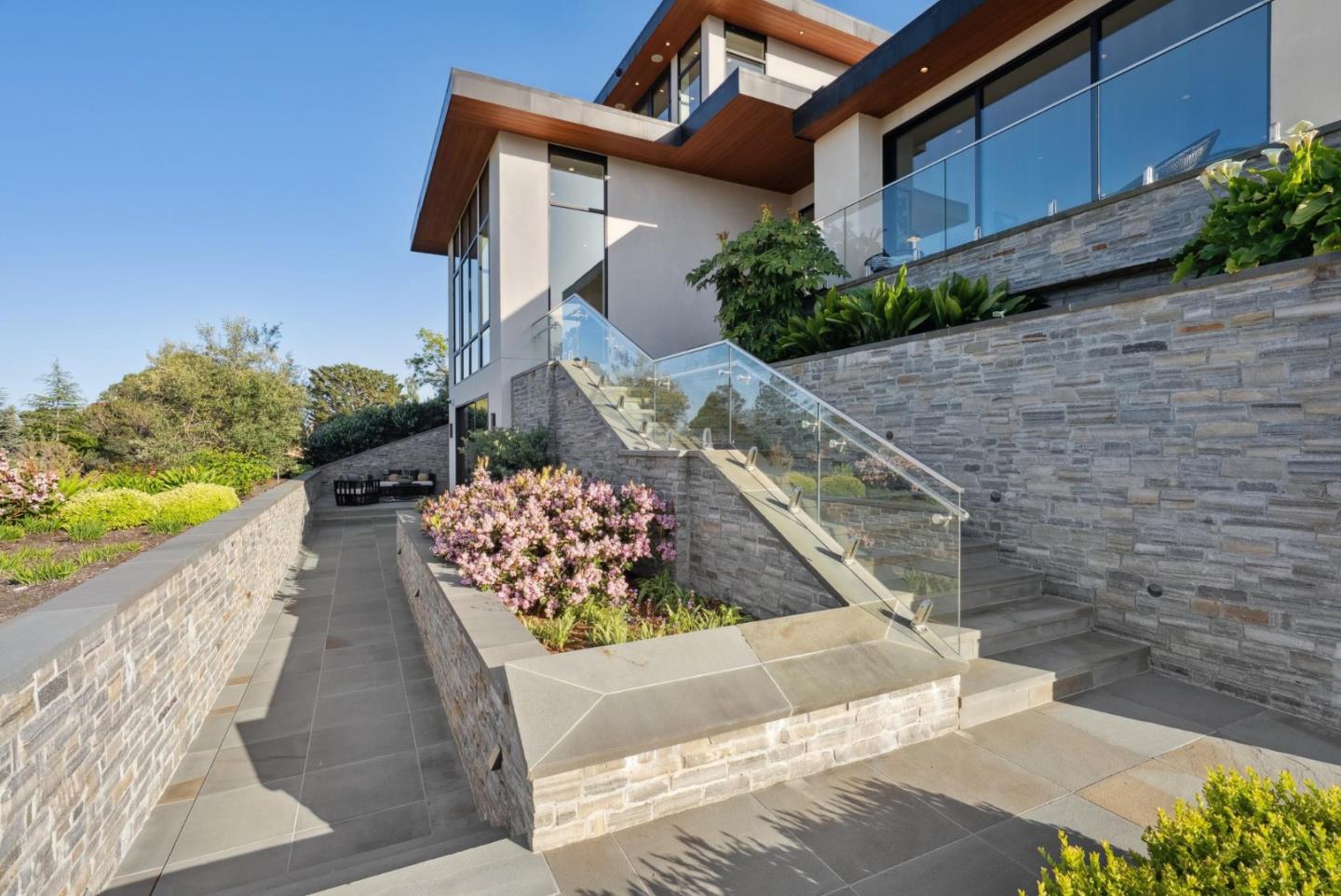 Detail Gallery Image 9 of 107 For 855 Darrell Rd, Hillsborough,  CA 94010 - 5 Beds | 5/1 Baths