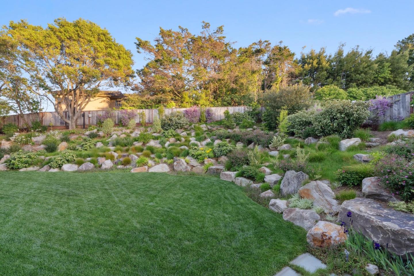 Detail Gallery Image 92 of 107 For 855 Darrell Rd, Hillsborough,  CA 94010 - 5 Beds | 5/1 Baths
