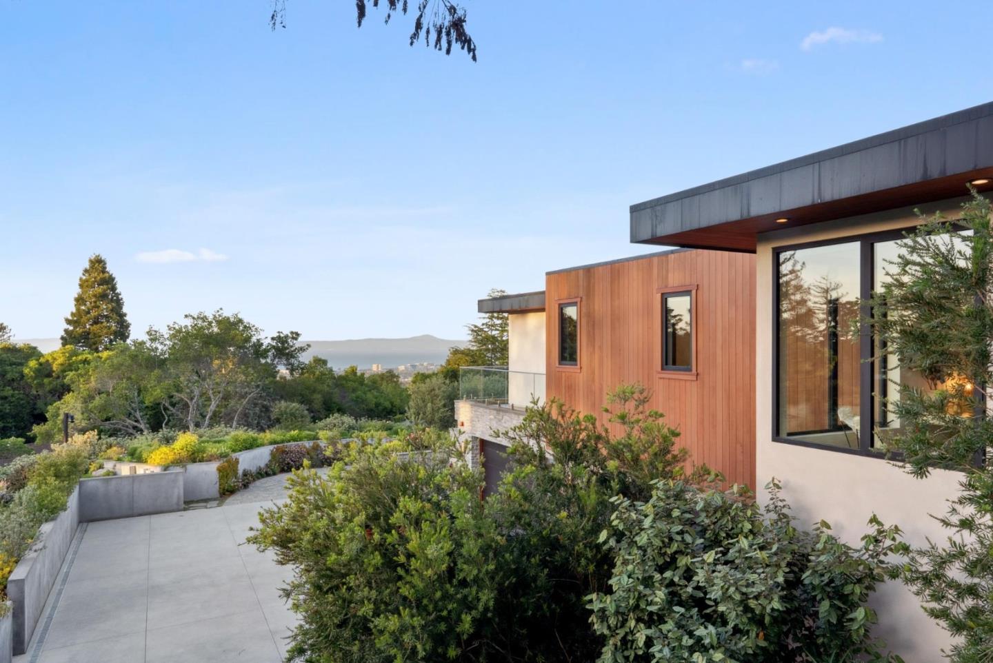 Detail Gallery Image 94 of 107 For 855 Darrell Rd, Hillsborough,  CA 94010 - 5 Beds | 5/1 Baths