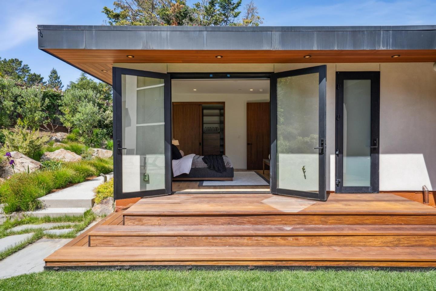 Detail Gallery Image 97 of 107 For 855 Darrell Rd, Hillsborough,  CA 94010 - 5 Beds | 5/1 Baths