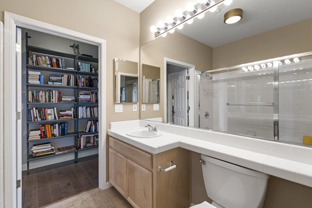 Detail Gallery Image 24 of 57 For 132 Cliff Swallow Ct, Brisbane,  CA 94005 - 2 Beds | 2 Baths