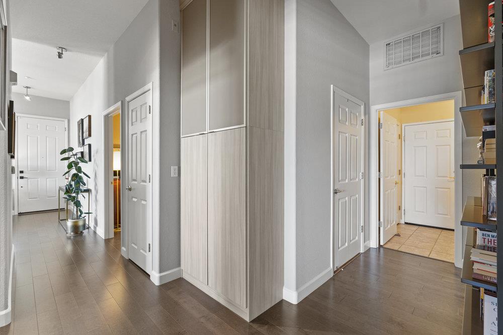 Detail Gallery Image 27 of 57 For 132 Cliff Swallow Ct, Brisbane,  CA 94005 - 2 Beds | 2 Baths