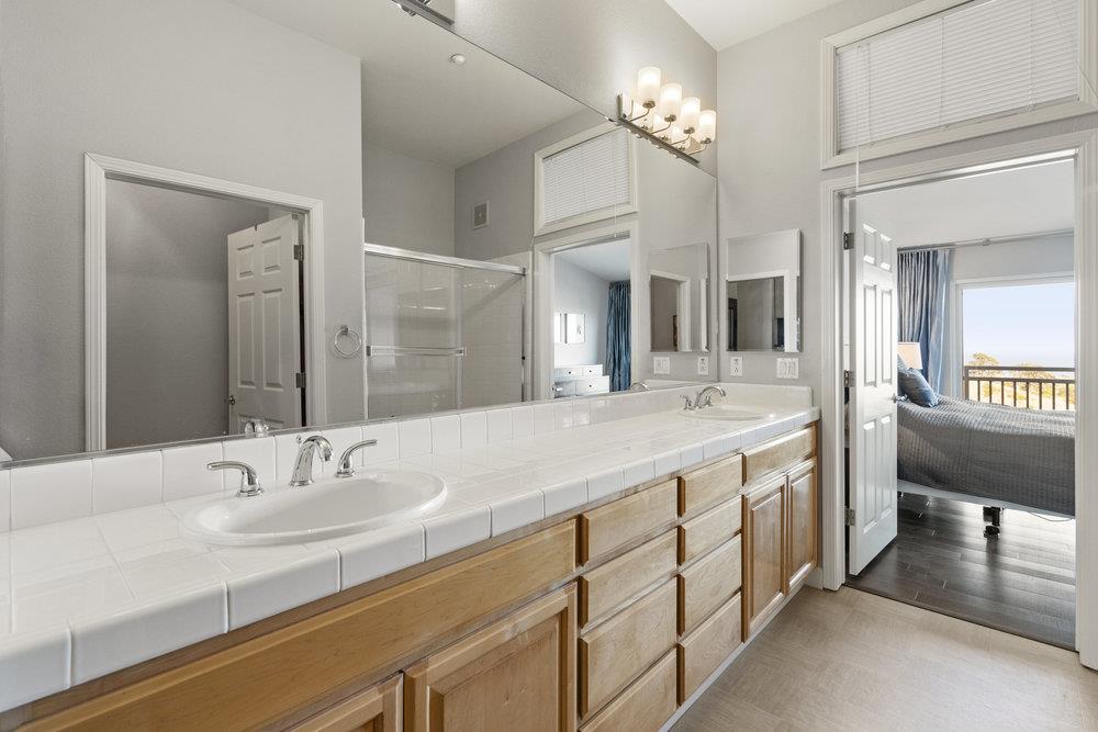 Detail Gallery Image 33 of 57 For 132 Cliff Swallow Ct, Brisbane,  CA 94005 - 2 Beds | 2 Baths