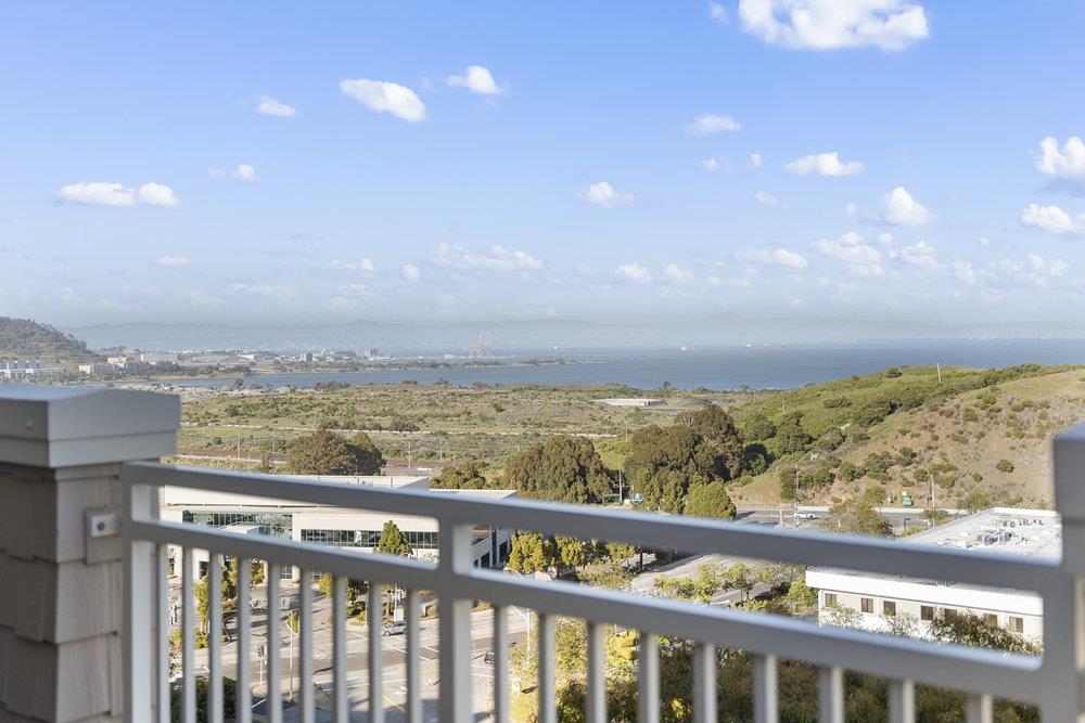 Detail Gallery Image 39 of 57 For 132 Cliff Swallow Ct, Brisbane,  CA 94005 - 2 Beds | 2 Baths