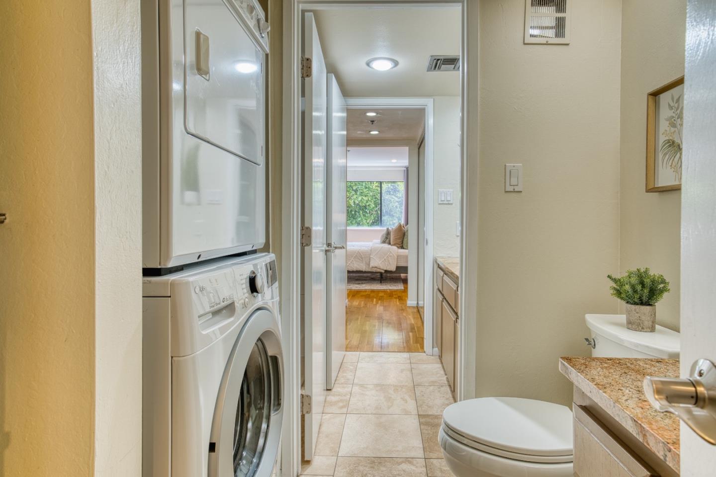 Detail Gallery Image 19 of 36 For 320 Palo Alto Ave #B1,  Palo Alto,  CA 94301 - 1 Beds | 1 Baths