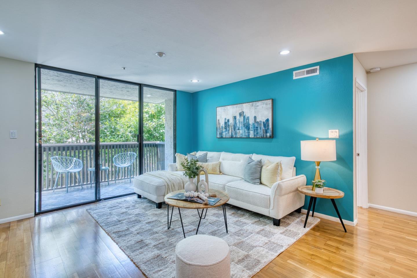 Detail Gallery Image 3 of 36 For 320 Palo Alto Ave #B1,  Palo Alto,  CA 94301 - 1 Beds | 1 Baths