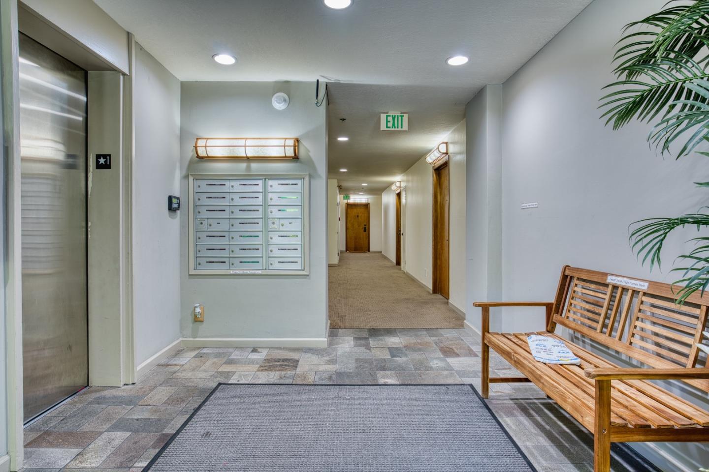 Detail Gallery Image 30 of 36 For 320 Palo Alto Ave #B1,  Palo Alto,  CA 94301 - 1 Beds | 1 Baths