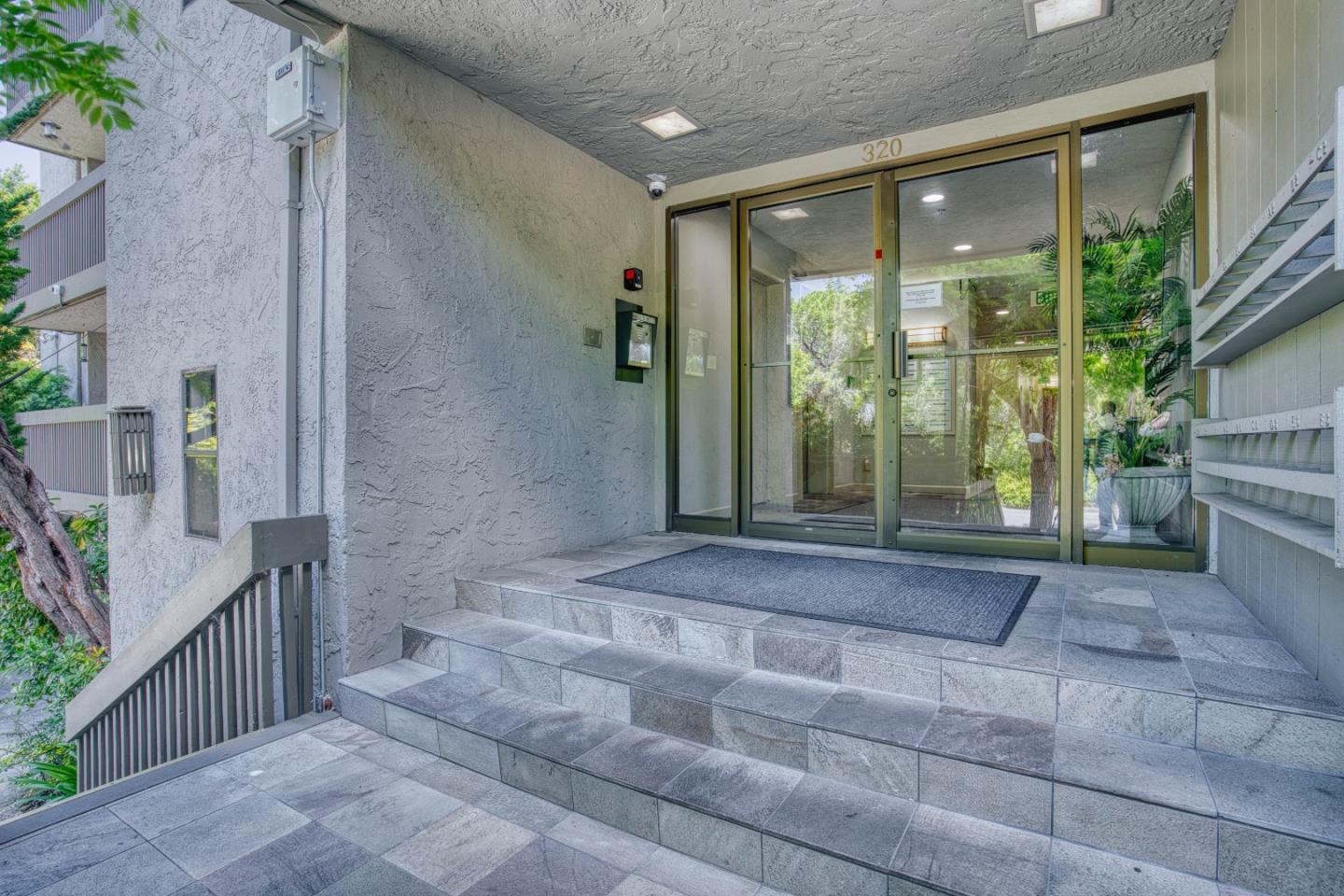 Detail Gallery Image 31 of 36 For 320 Palo Alto Ave #B1,  Palo Alto,  CA 94301 - 1 Beds | 1 Baths