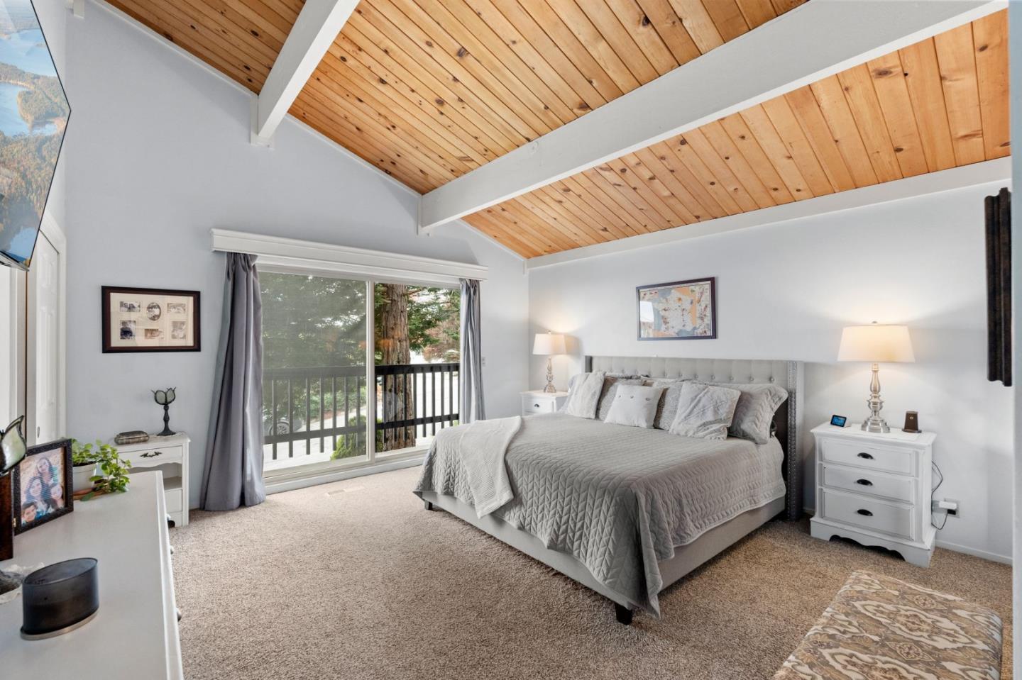 Detail Gallery Image 29 of 61 For 702 El Granada Blvd, El Granada,  CA 94019 - 4 Beds | 2/1 Baths