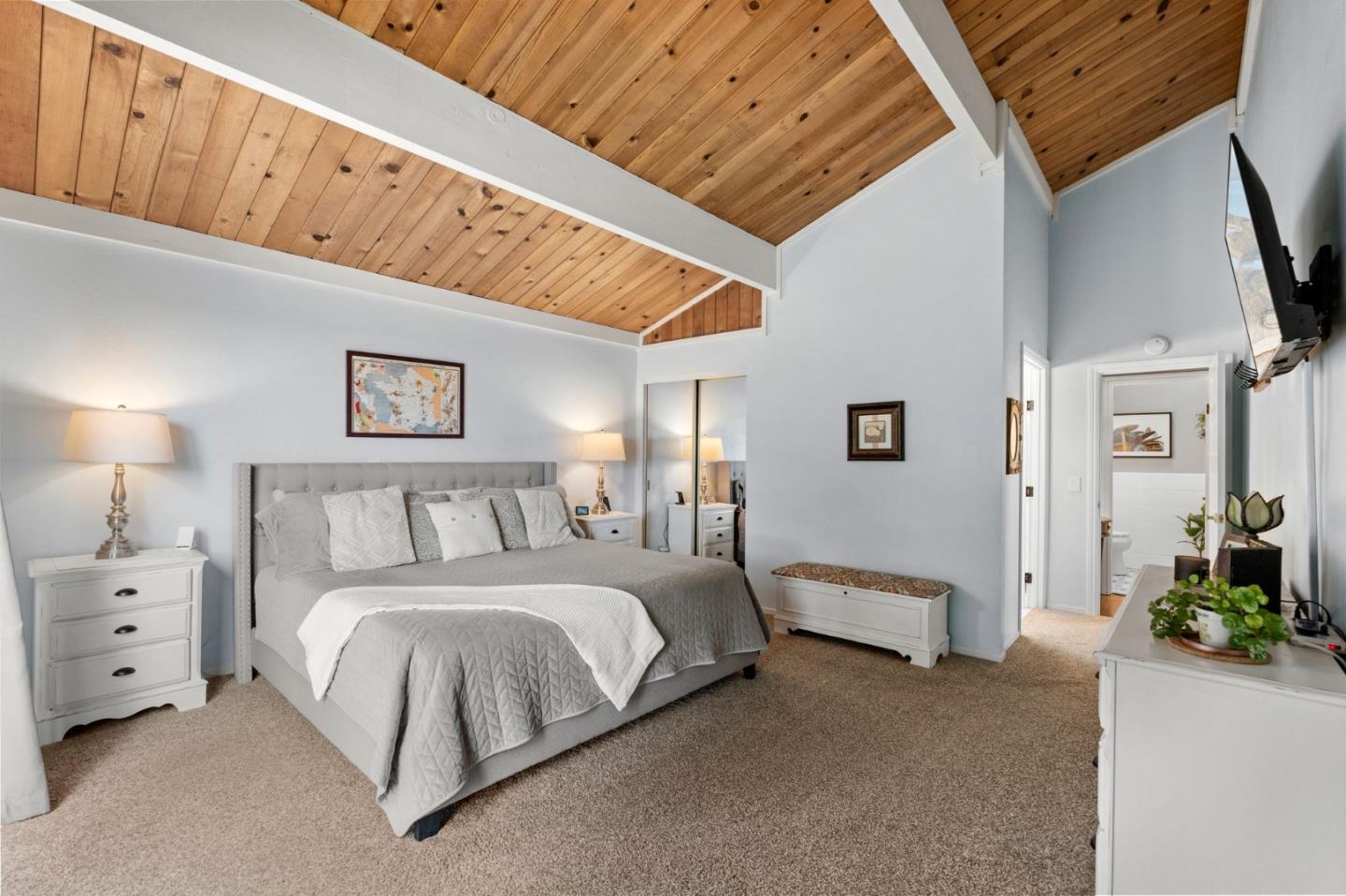 Detail Gallery Image 30 of 61 For 702 El Granada Blvd, El Granada,  CA 94019 - 4 Beds | 2/1 Baths