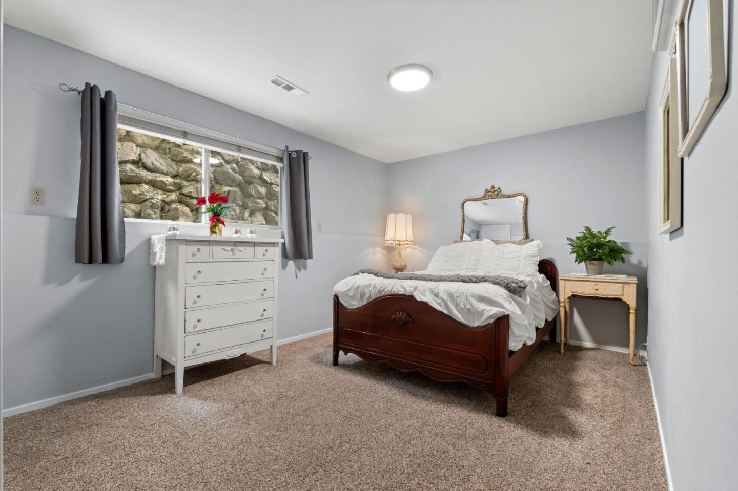 Detail Gallery Image 38 of 61 For 702 El Granada Blvd, El Granada,  CA 94019 - 4 Beds | 2/1 Baths