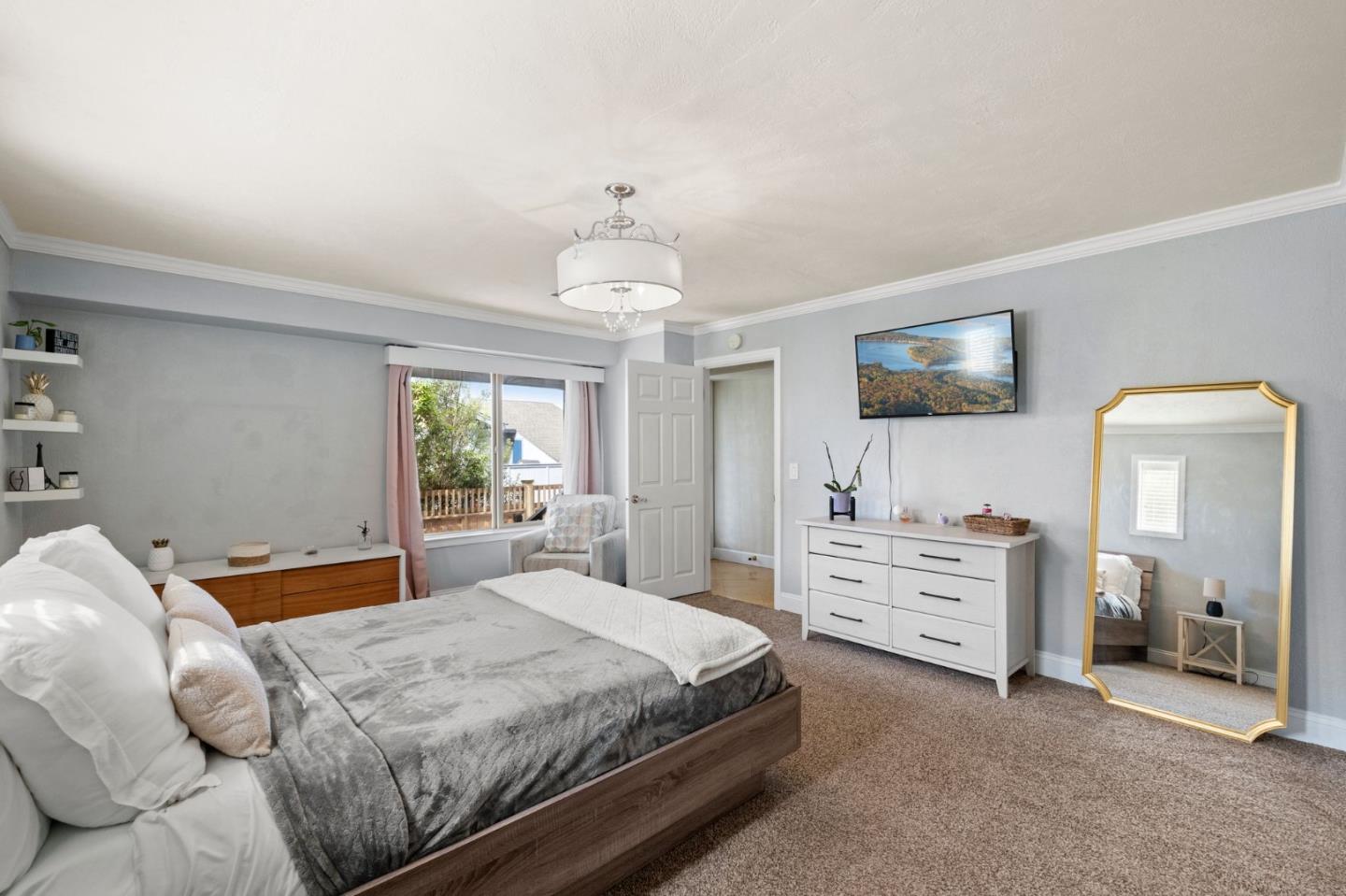 Detail Gallery Image 42 of 61 For 702 El Granada Blvd, El Granada,  CA 94019 - 4 Beds | 2/1 Baths