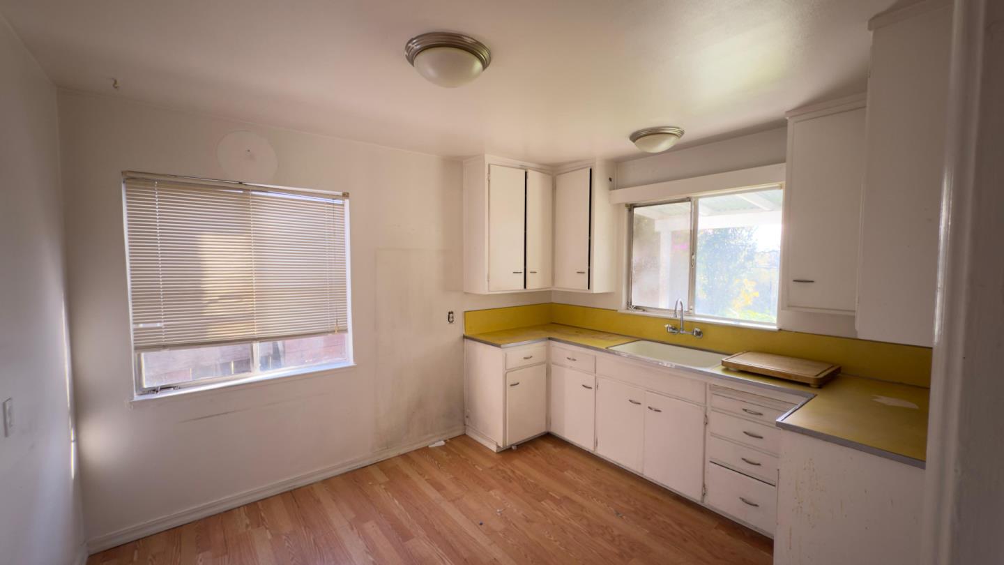 Detail Gallery Image 7 of 60 For 13754 Highwood Dr, San Jose,  CA 95127 - 3 Beds | 1 Baths