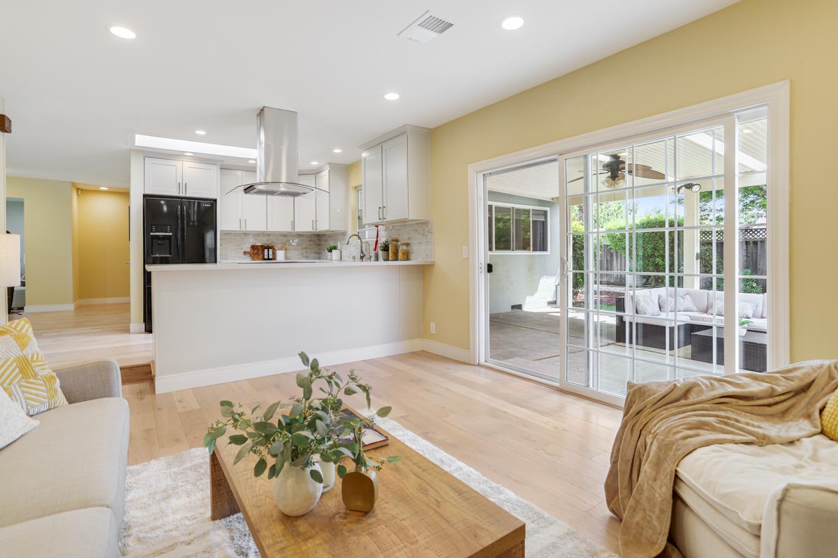 Detail Gallery Image 19 of 38 For 988 Glenridge Dr, San Jose,  CA 95136 - 4 Beds | 2 Baths