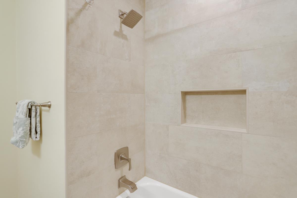Detail Gallery Image 30 of 38 For 988 Glenridge Dr, San Jose,  CA 95136 - 4 Beds | 2 Baths