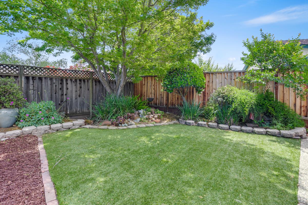 Detail Gallery Image 35 of 38 For 988 Glenridge Dr, San Jose,  CA 95136 - 4 Beds | 2 Baths