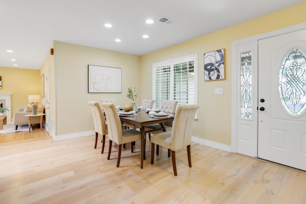 Detail Gallery Image 8 of 38 For 988 Glenridge Dr, San Jose,  CA 95136 - 4 Beds | 2 Baths