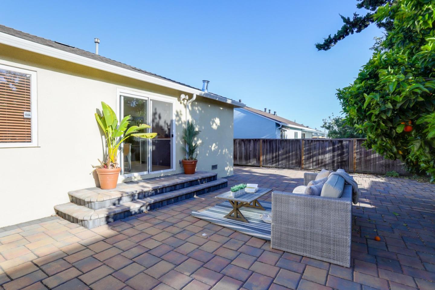 Detail Gallery Image 14 of 15 For 20155 Leroy Dr, Castro Valley,  CA 94546 - 3 Beds | 2 Baths