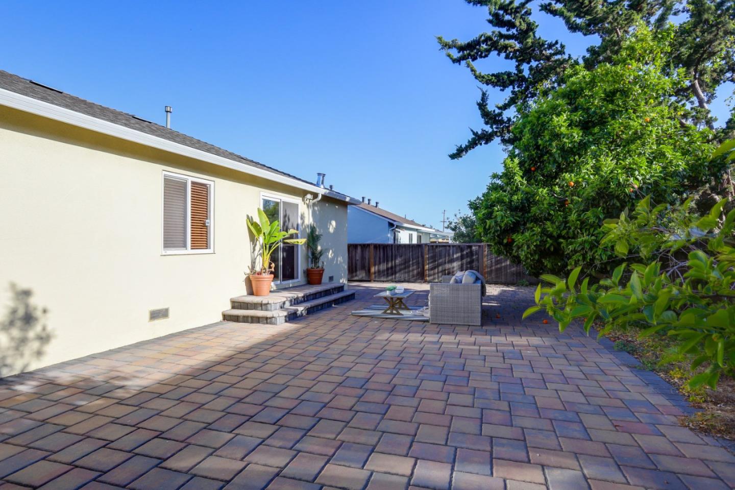Detail Gallery Image 15 of 15 For 20155 Leroy Dr, Castro Valley,  CA 94546 - 3 Beds | 2 Baths