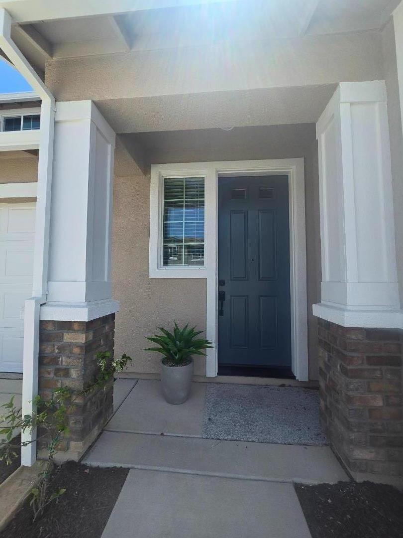 Detail Gallery Image 3 of 49 For 6056 Meru Way, Roseville,  CA 95747 - 4 Beds | 3/1 Baths