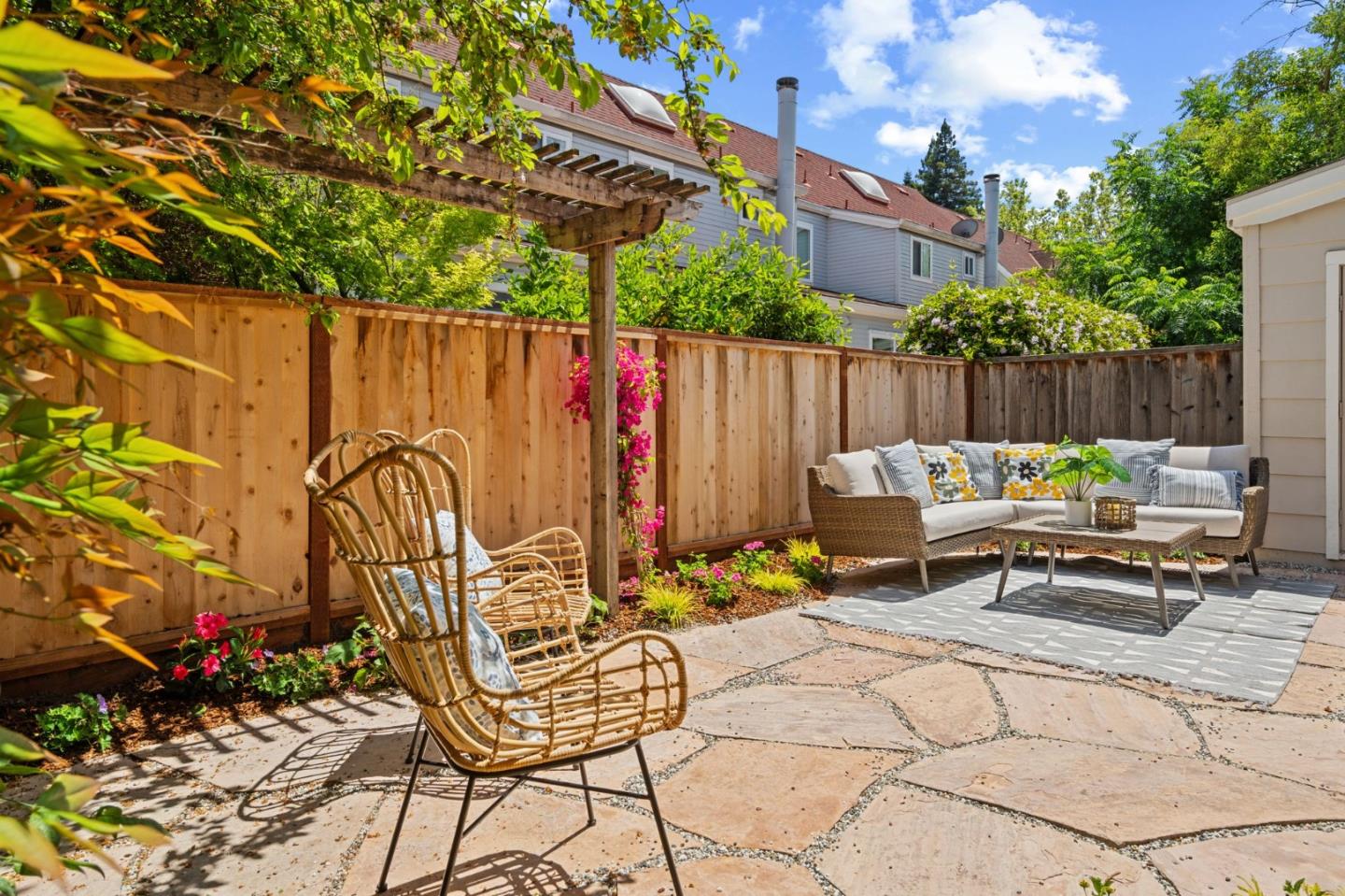 Detail Gallery Image 37 of 37 For 441 Beaume Ct, Mountain View,  CA 94043 - 3 Beds | 2/1 Baths