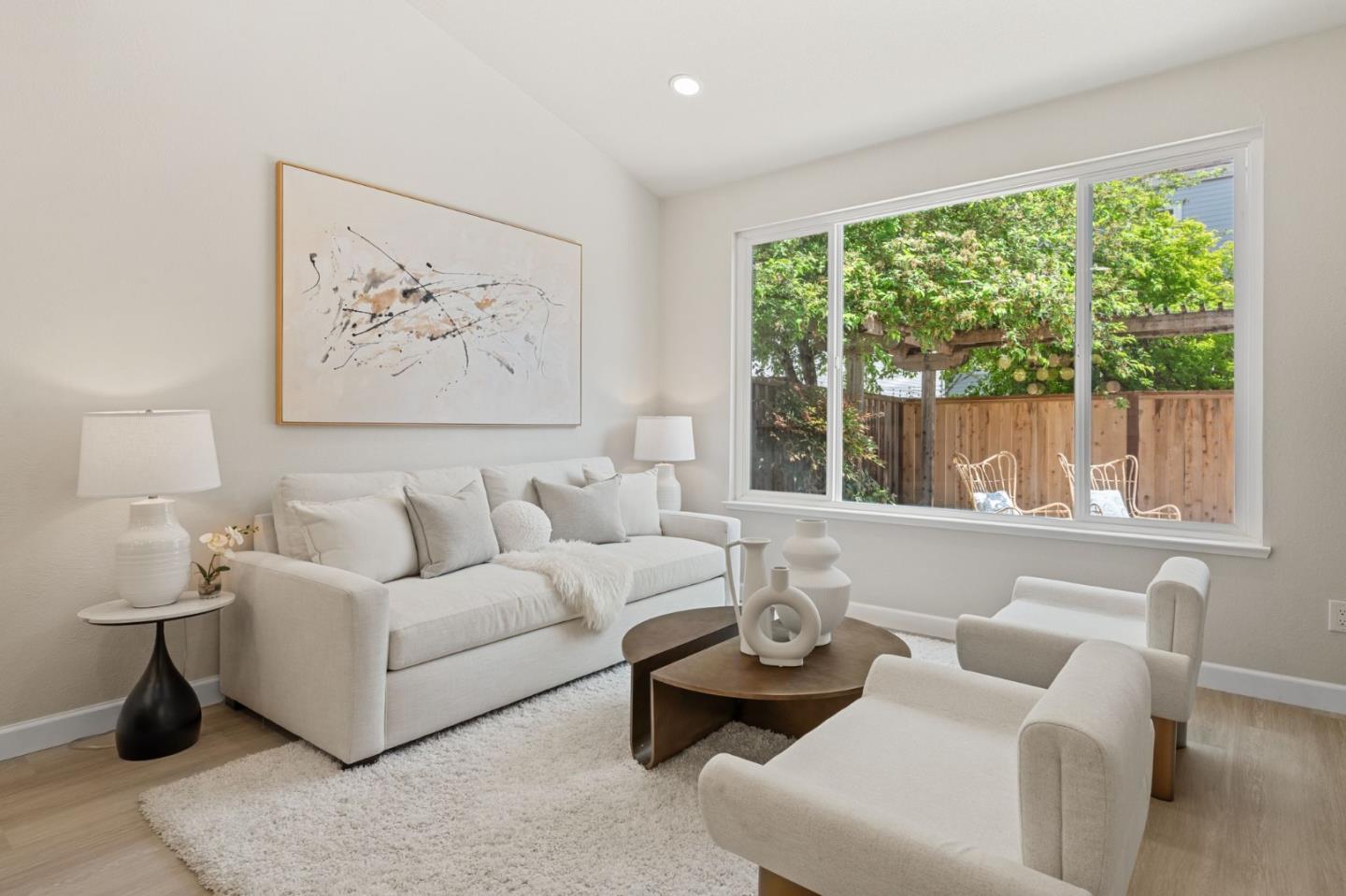 Detail Gallery Image 7 of 37 For 441 Beaume Ct, Mountain View,  CA 94043 - 3 Beds | 2/1 Baths