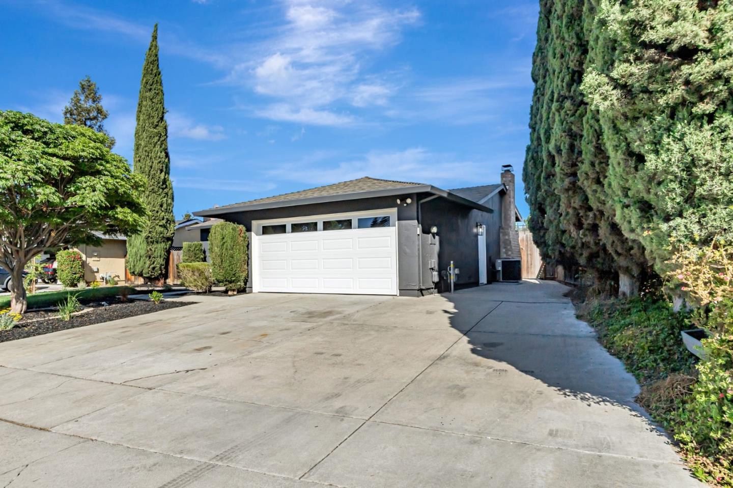 Detail Gallery Image 3 of 42 For 5246 Broken Lance Ct, San Jose,  CA 95136 - 3 Beds | 2 Baths