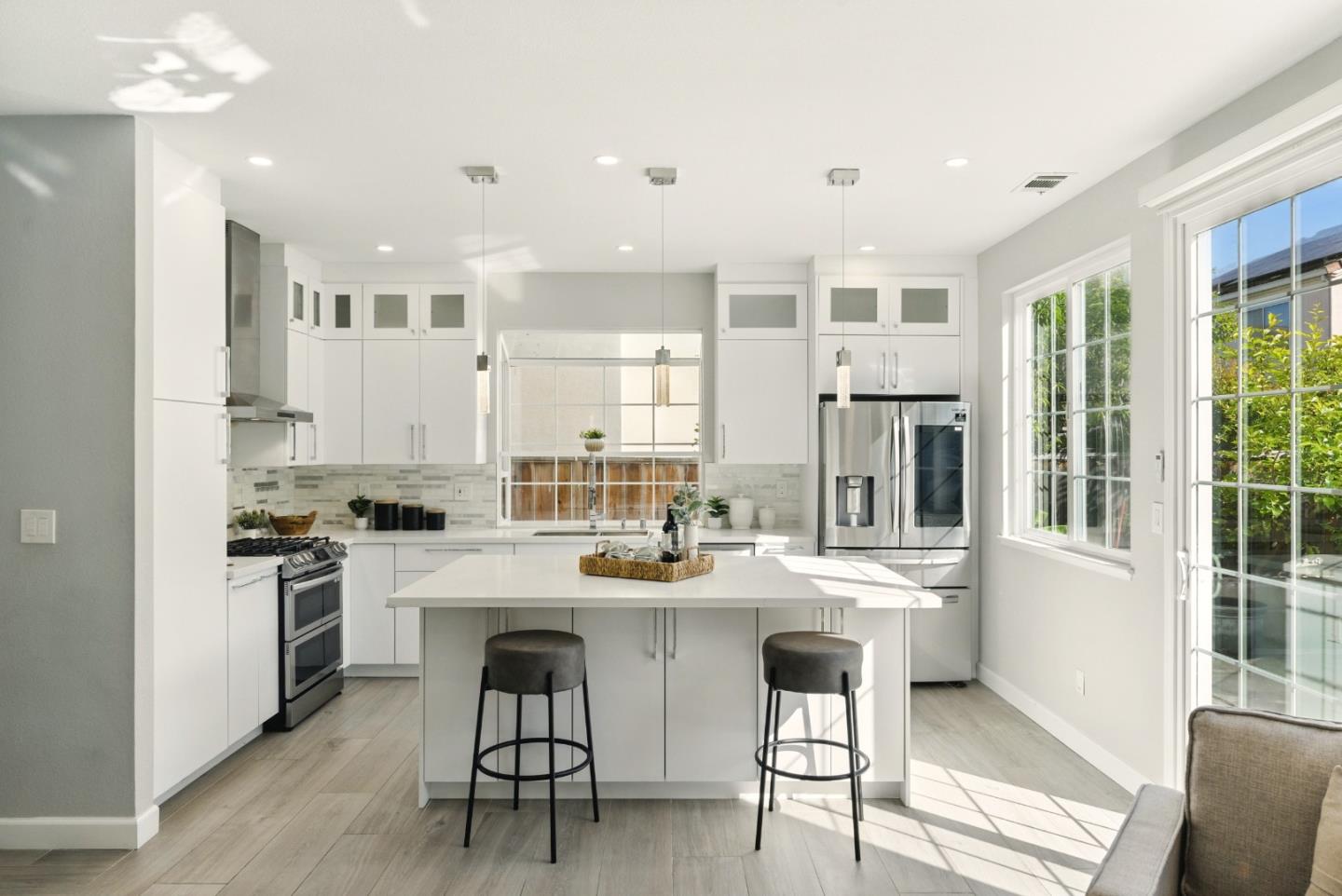 Detail Gallery Image 12 of 38 For 34364 Eucalyptus Ter, Fremont,  CA 94555 - 4 Beds | 3 Baths