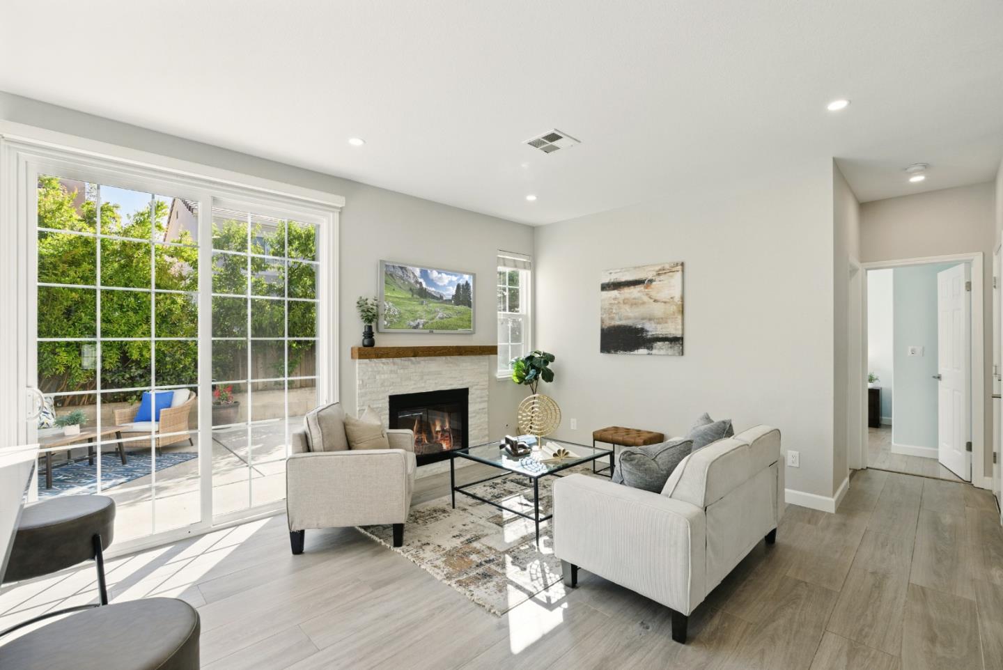 Detail Gallery Image 15 of 38 For 34364 Eucalyptus Ter, Fremont,  CA 94555 - 4 Beds | 3 Baths