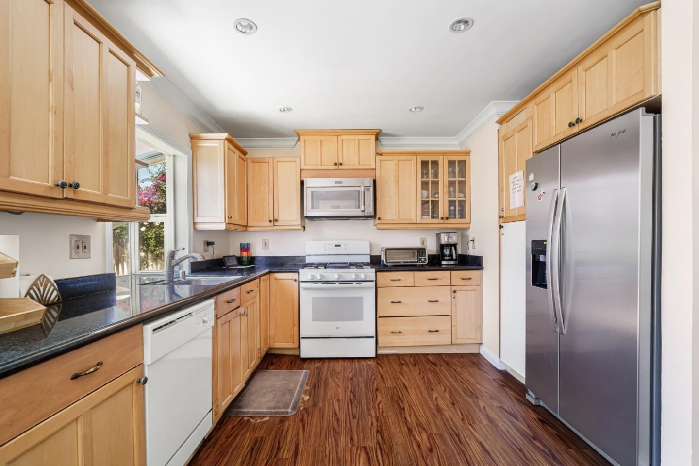 Detail Gallery Image 13 of 15 For 6797 Moselle Dr, San Jose,  CA 95119 - 5 Beds | 2/1 Baths
