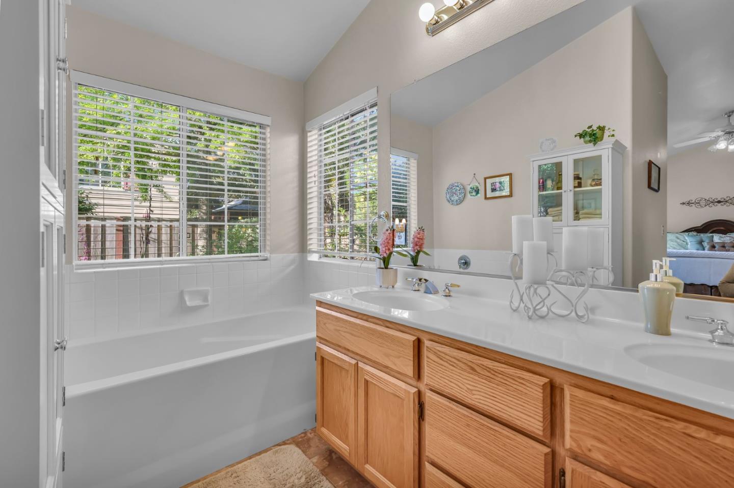 Detail Gallery Image 14 of 29 For 6341 El Capitan Ct, Livermore,  CA 94551 - 3 Beds | 2 Baths
