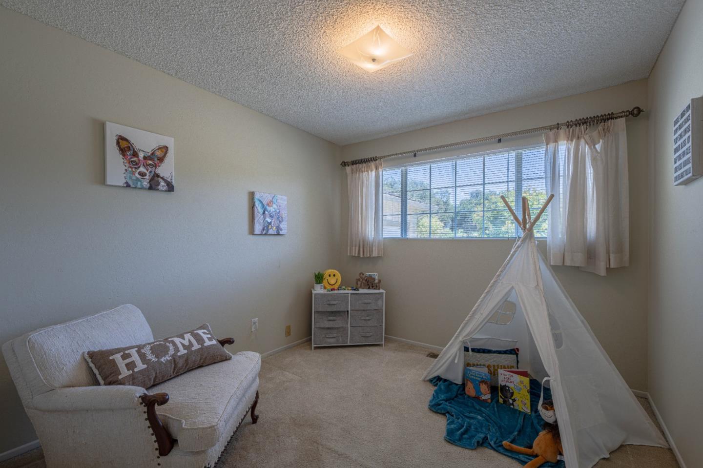 Detail Gallery Image 18 of 23 For 15615 Charter Oak Blvd, Salinas,  CA 93907 - 3 Beds | 2 Baths