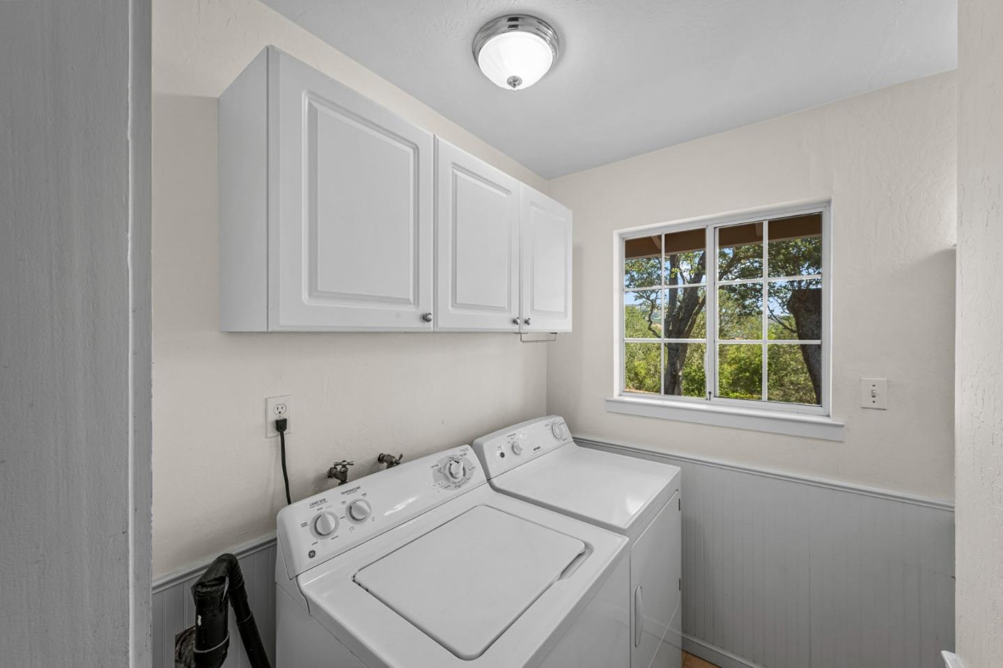 Detail Gallery Image 13 of 53 For 15805 Uvas Rd #D,  Morgan Hill,  CA 95037 - 4 Beds | 4/1 Baths