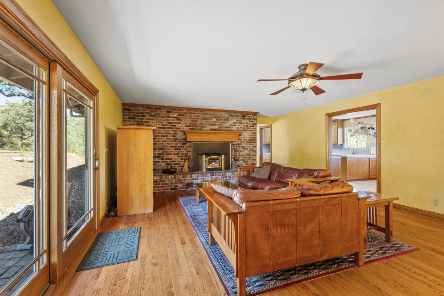 Detail Gallery Image 14 of 53 For 15805 Uvas Rd #D,  Morgan Hill,  CA 95037 - 4 Beds | 4/1 Baths