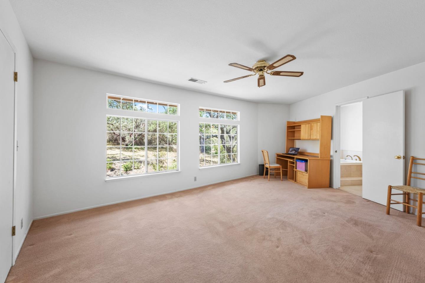 Detail Gallery Image 31 of 53 For 15805 Uvas Rd #D,  Morgan Hill,  CA 95037 - 4 Beds | 4/1 Baths