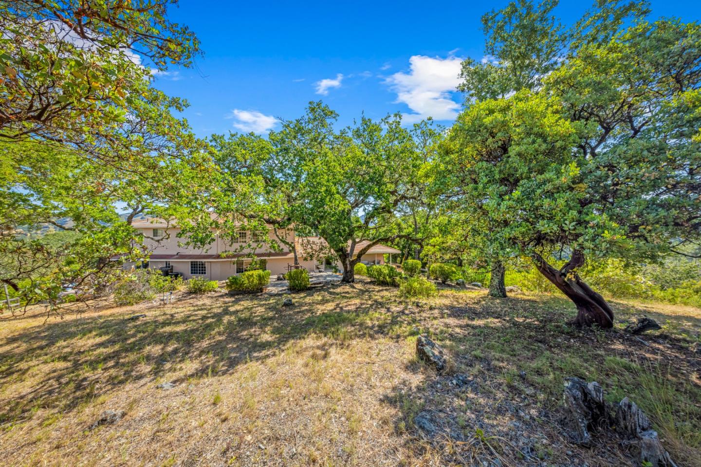 Detail Gallery Image 43 of 53 For 15805 Uvas Rd #D,  Morgan Hill,  CA 95037 - 4 Beds | 4/1 Baths