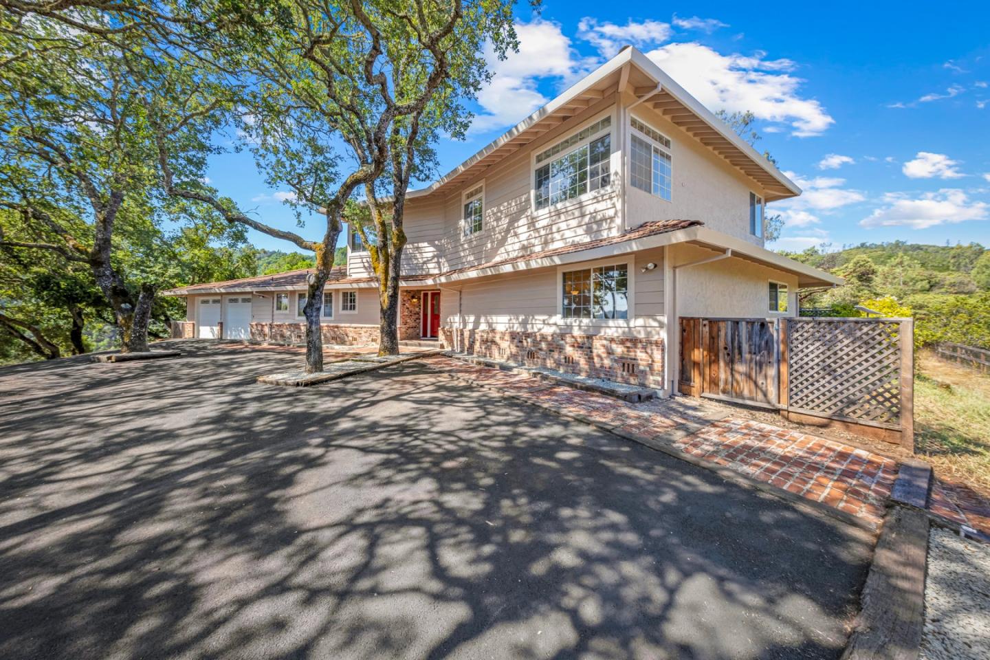 Detail Gallery Image 5 of 53 For 15805 Uvas Rd #D,  Morgan Hill,  CA 95037 - 4 Beds | 4/1 Baths