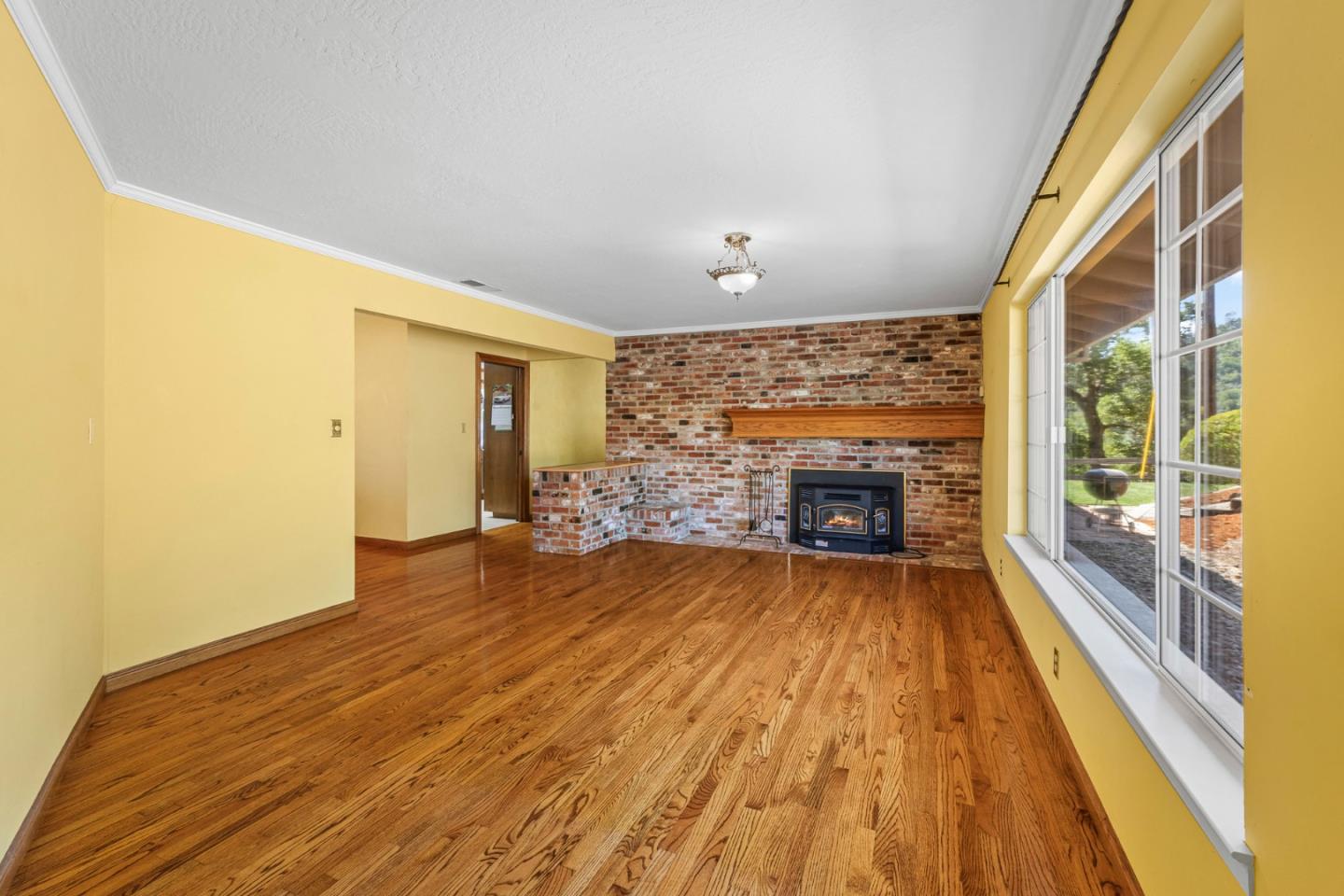 Detail Gallery Image 7 of 53 For 15805 Uvas Rd #D,  Morgan Hill,  CA 95037 - 4 Beds | 4/1 Baths