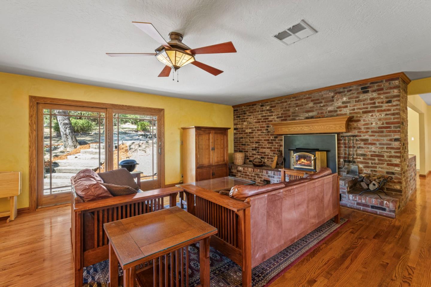 Detail Gallery Image 9 of 53 For 15805 Uvas Rd #D,  Morgan Hill,  CA 95037 - 4 Beds | 4/1 Baths