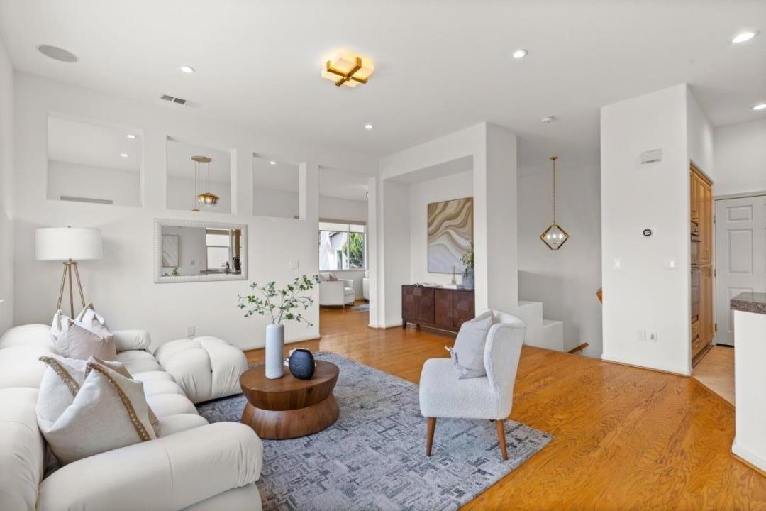 property-img